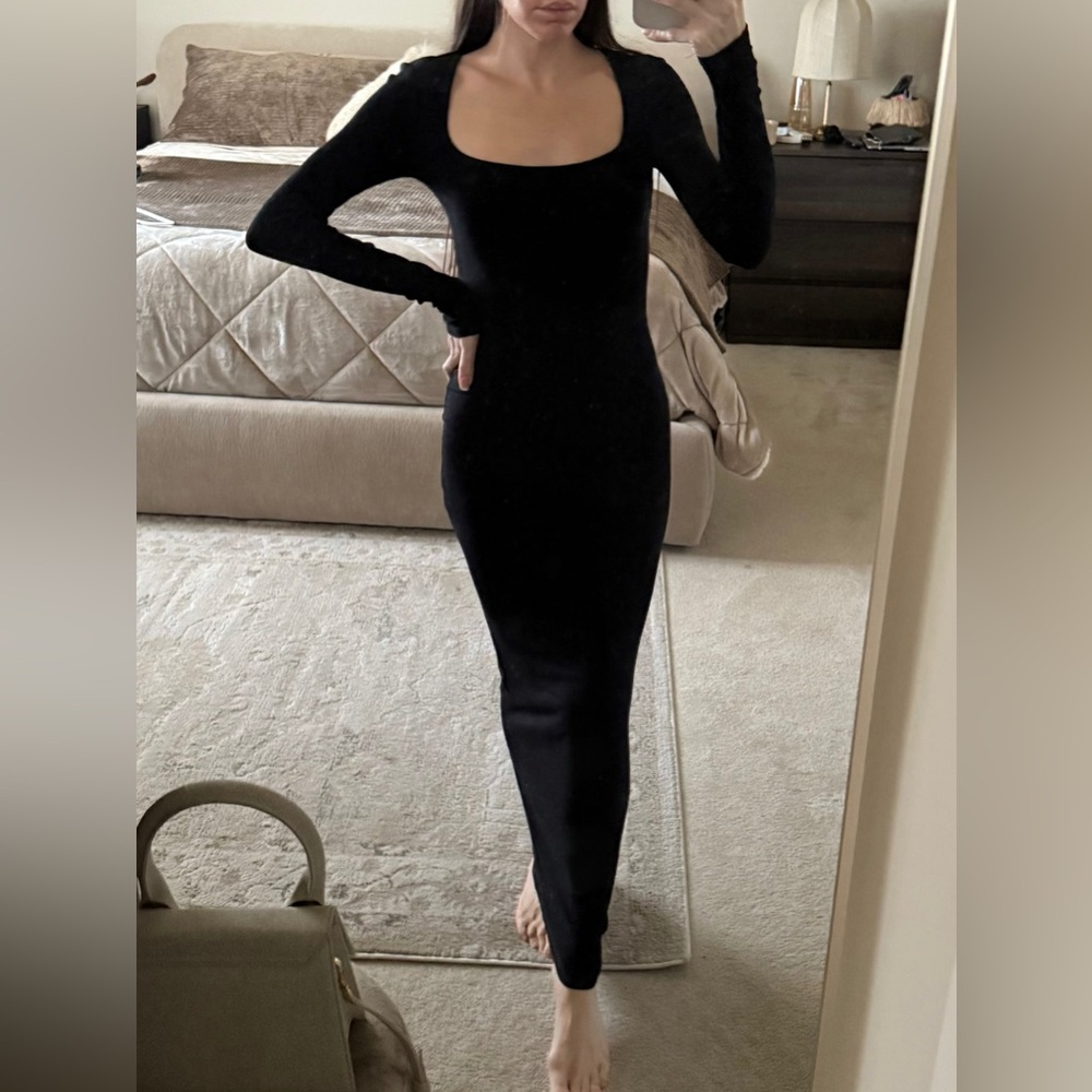 Stretchy Ribbed Maxi Dress - New